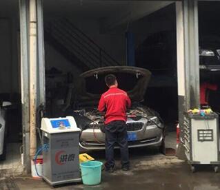 汽車(chē)的機(jī)油到底該怎么選？